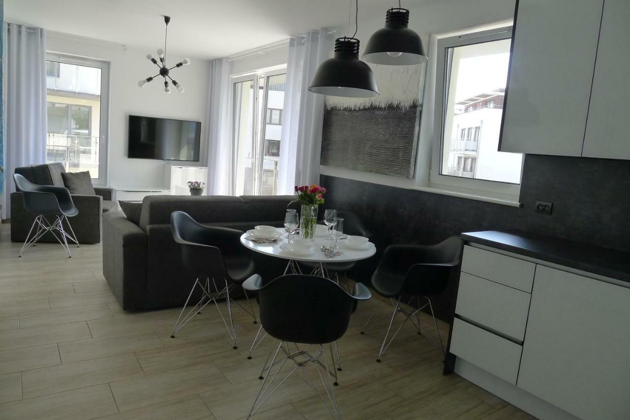 Impresja 42 Apartament Z Garazem Kołobrzeg Exterior foto