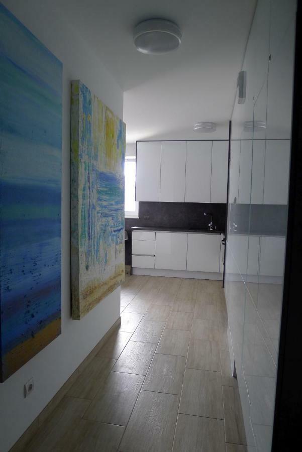 Impresja 42 Apartament Z Garazem Kołobrzeg Exterior foto