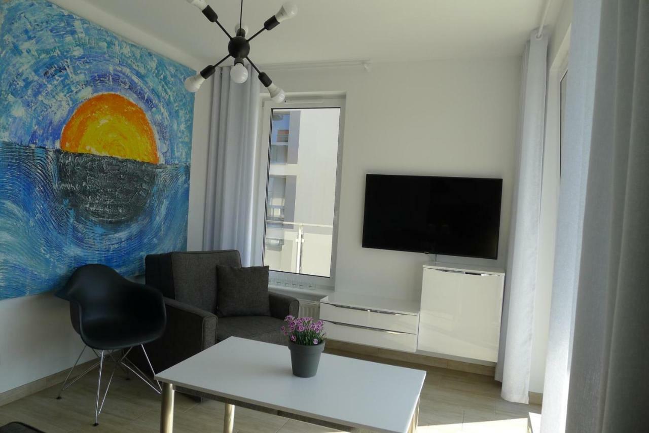 Impresja 42 Apartament Z Garazem Kołobrzeg Exterior foto